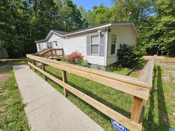 981 SCOTTS BOTTOM RD, Dillwyn, VA 23936