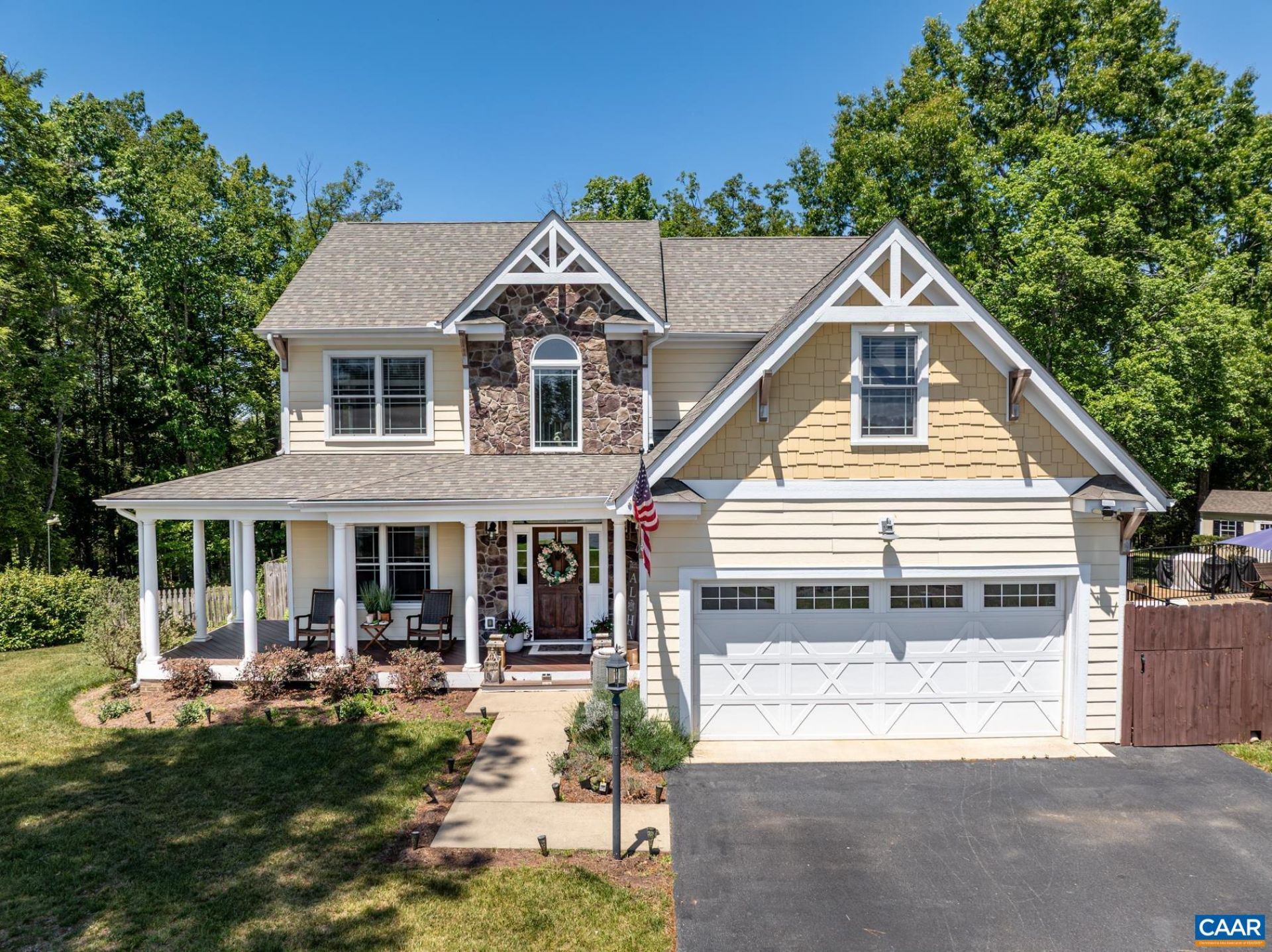 490 Two Rivers Dr, Troy, VA 22974 Main Photo