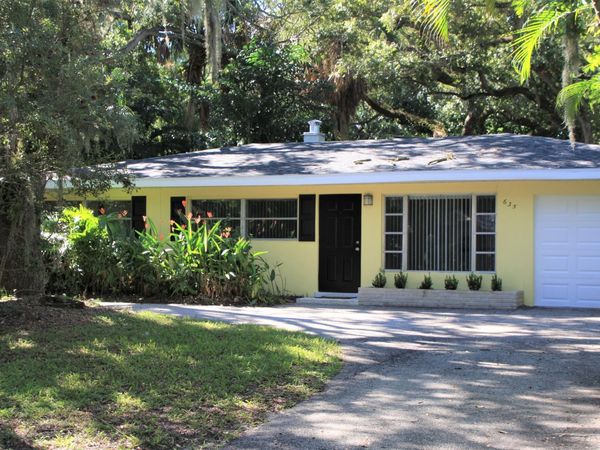 635 18th Place, Vero Beach, FL 32960