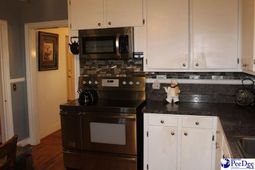 200 W Byrd photo 4