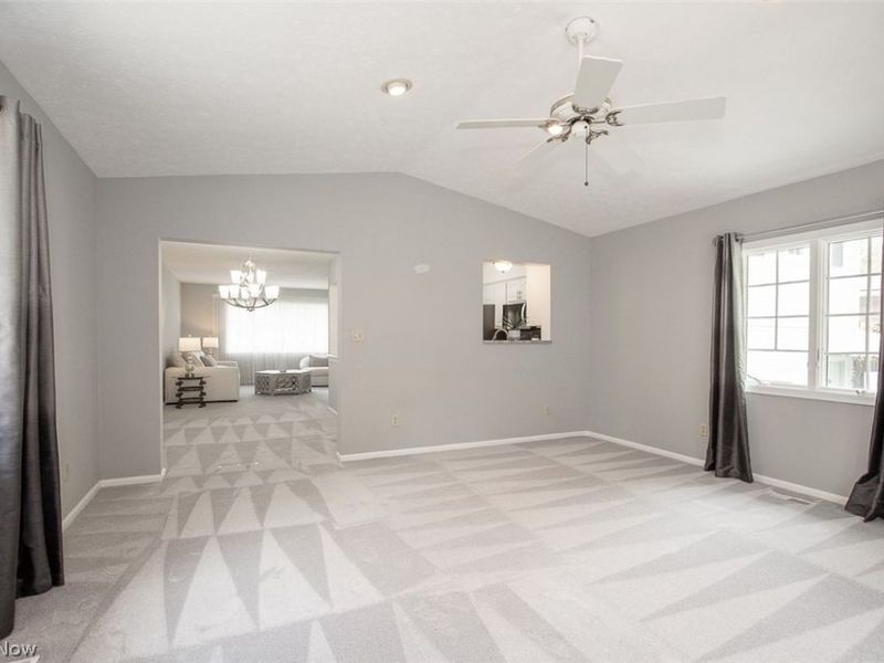 361 Skyview Road , Cleveland, OH 44109 Photo 13