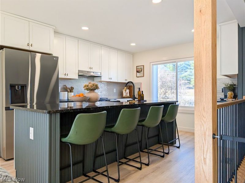 9411 Barr Road , Brecksville, OH 44141 Photo 9