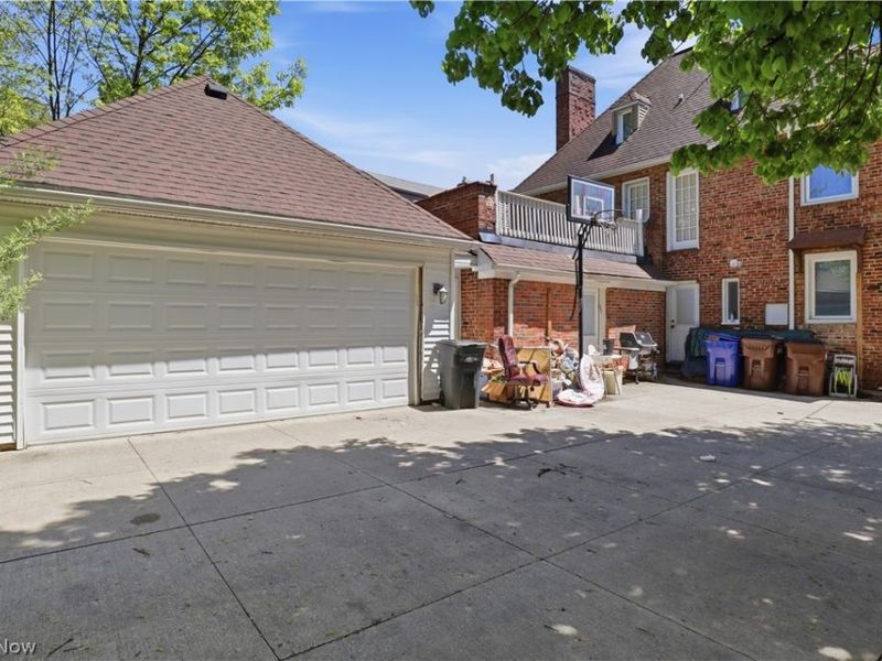 14455 E Carroll Boulevard , University Heights, OH 44118 Photo 4