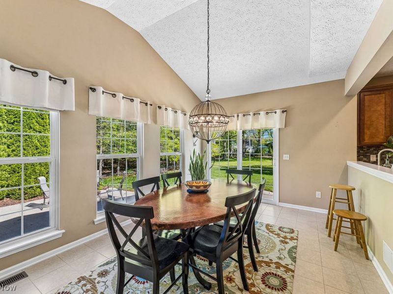 288 Balthazar Circle , Avon Lake, OH 44012 Photo 10