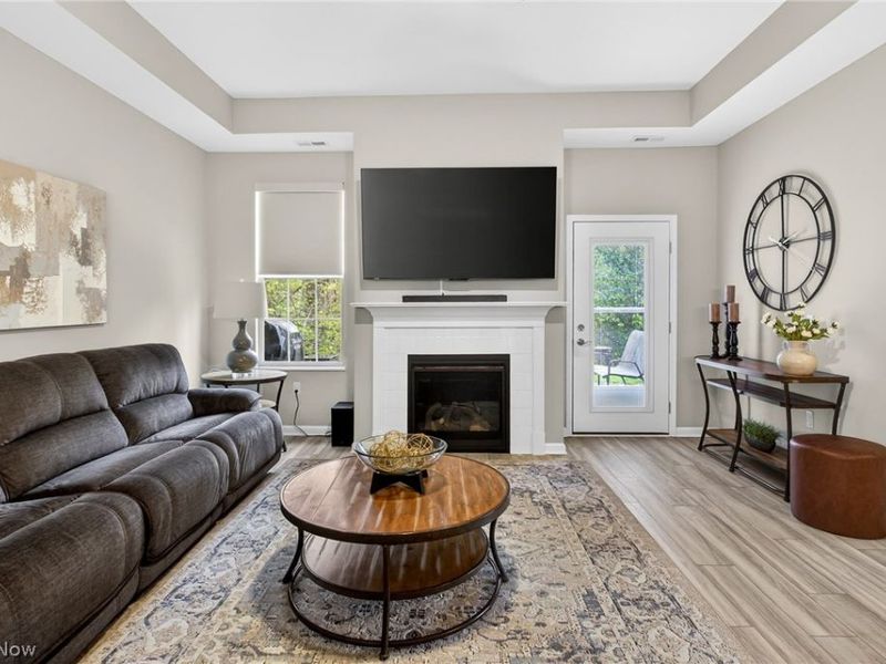 9264 Sharrott Road , Unit 804, Poland, OH 44514 Photo 2