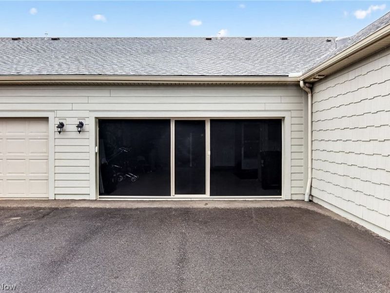 9264 Sharrott Road , Unit 804, Poland, OH 44514 Photo 22