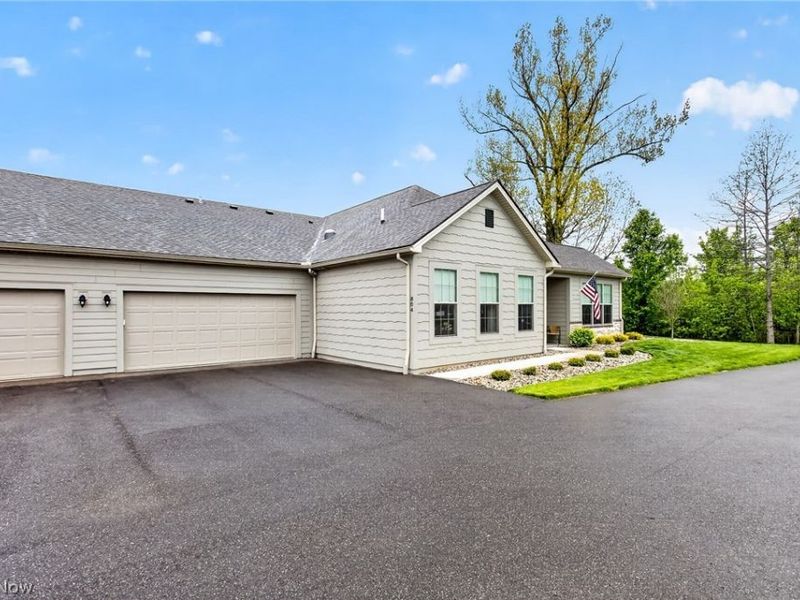 9264 Sharrott Road , Unit 804, Poland, OH 44514 Photo 29