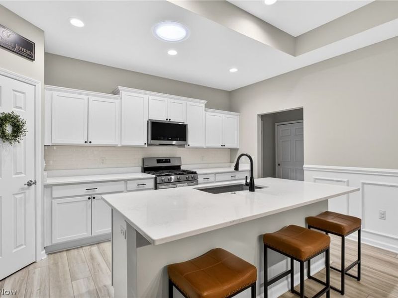 9264 Sharrott Road , Unit 804, Poland, OH 44514 Photo 7