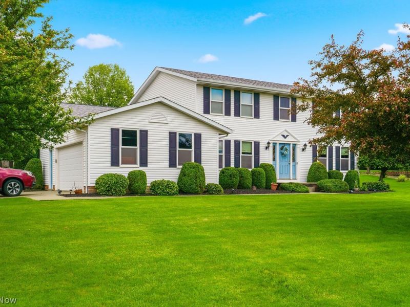 3763 Oakridge Drive NE, Louisville, OH 44641 Photo 4