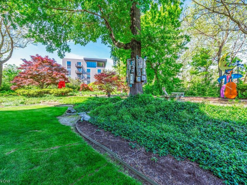 1900 Grove Court , Unit 105, Cleveland, OH 44113 Photo 41