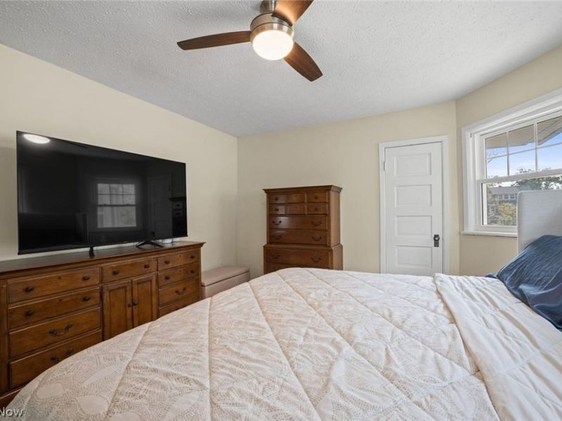 1248 W Clifton Boulevard , Lakewood, OH 44107 Photo 25