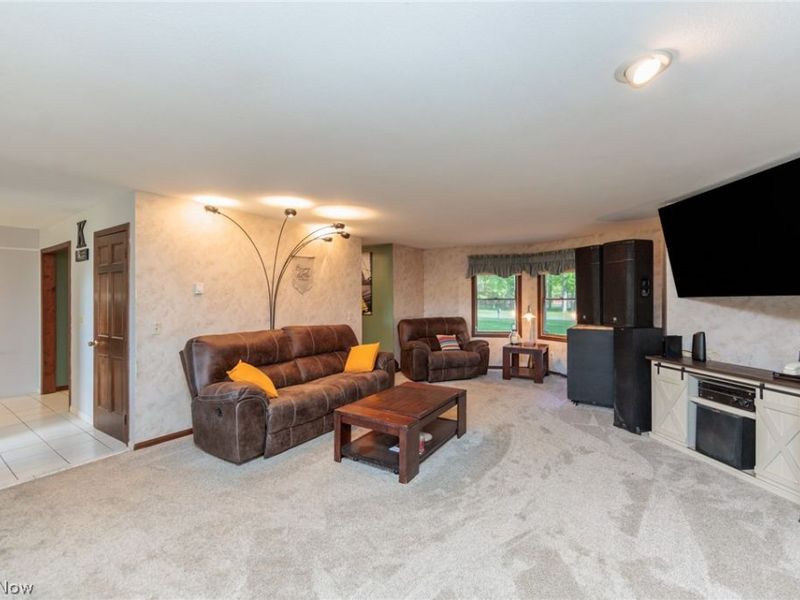 48260 Tina Lane , Amherst, OH 44001 Photo 14