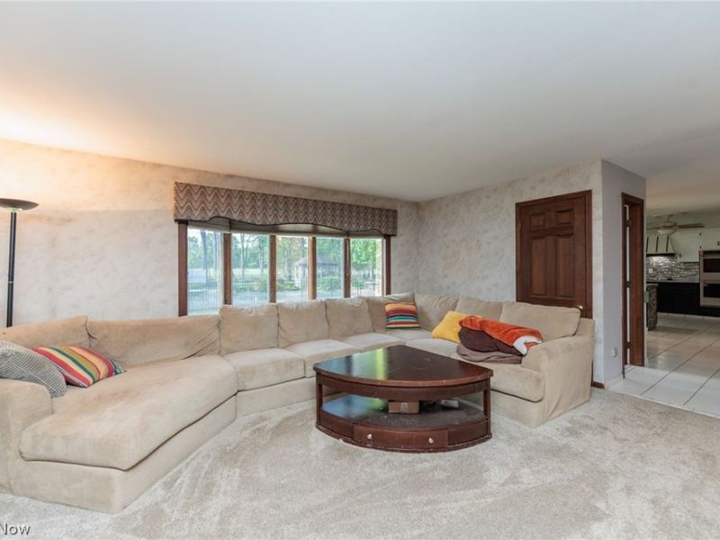 48260 Tina Lane , Amherst, OH 44001 Photo 16
