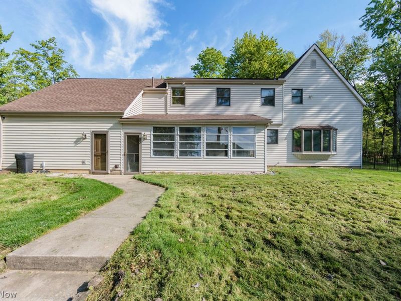 48260 Tina Lane , Amherst, OH 44001 Photo 7