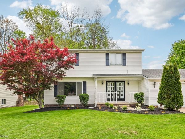 31660 Sedgefield Oval , Solon, OH 44139