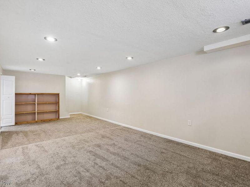 31660 Sedgefield Oval , Solon, OH 44139 Photo 28