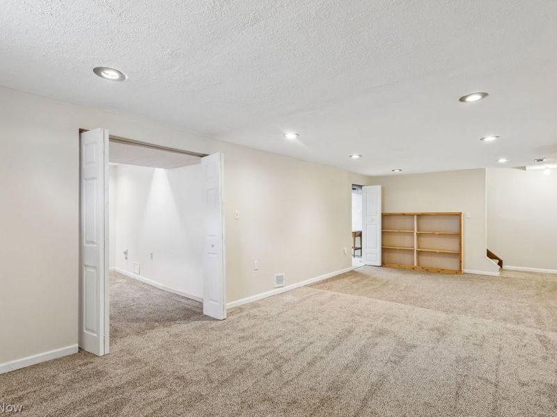 31660 Sedgefield Oval , Solon, OH 44139 Photo 29