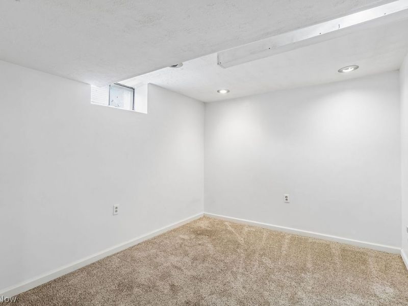 31660 Sedgefield Oval , Solon, OH 44139 Photo 32