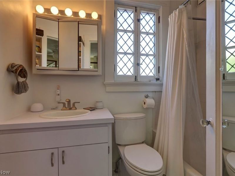 2485 Fairmount Blvd , Unit B, Cleveland Heights, OH 44106 Photo 21