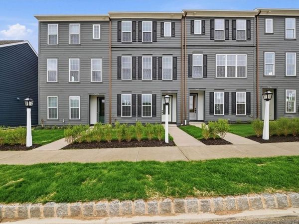 505 Freeman Street , Cranberry Twp, PA 16066