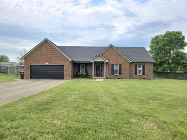 179 Bright Leaf Drive, Lancaster, KY 40444