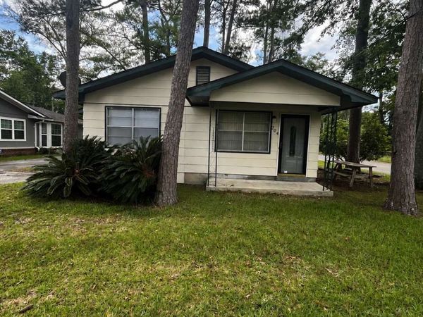 204 Davis Street, Thomasville, GA 31792