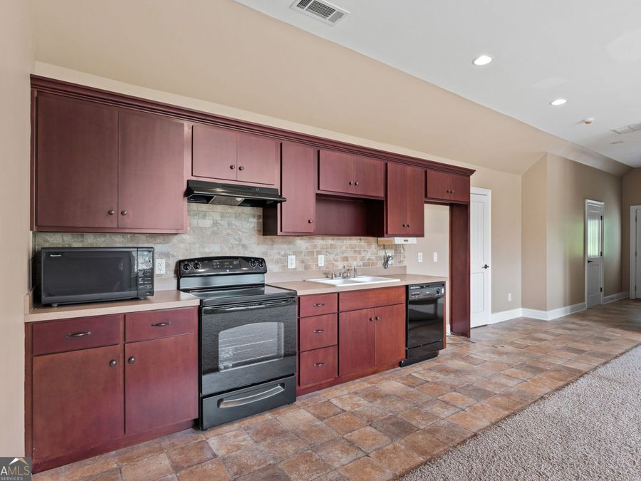 Property Image 92