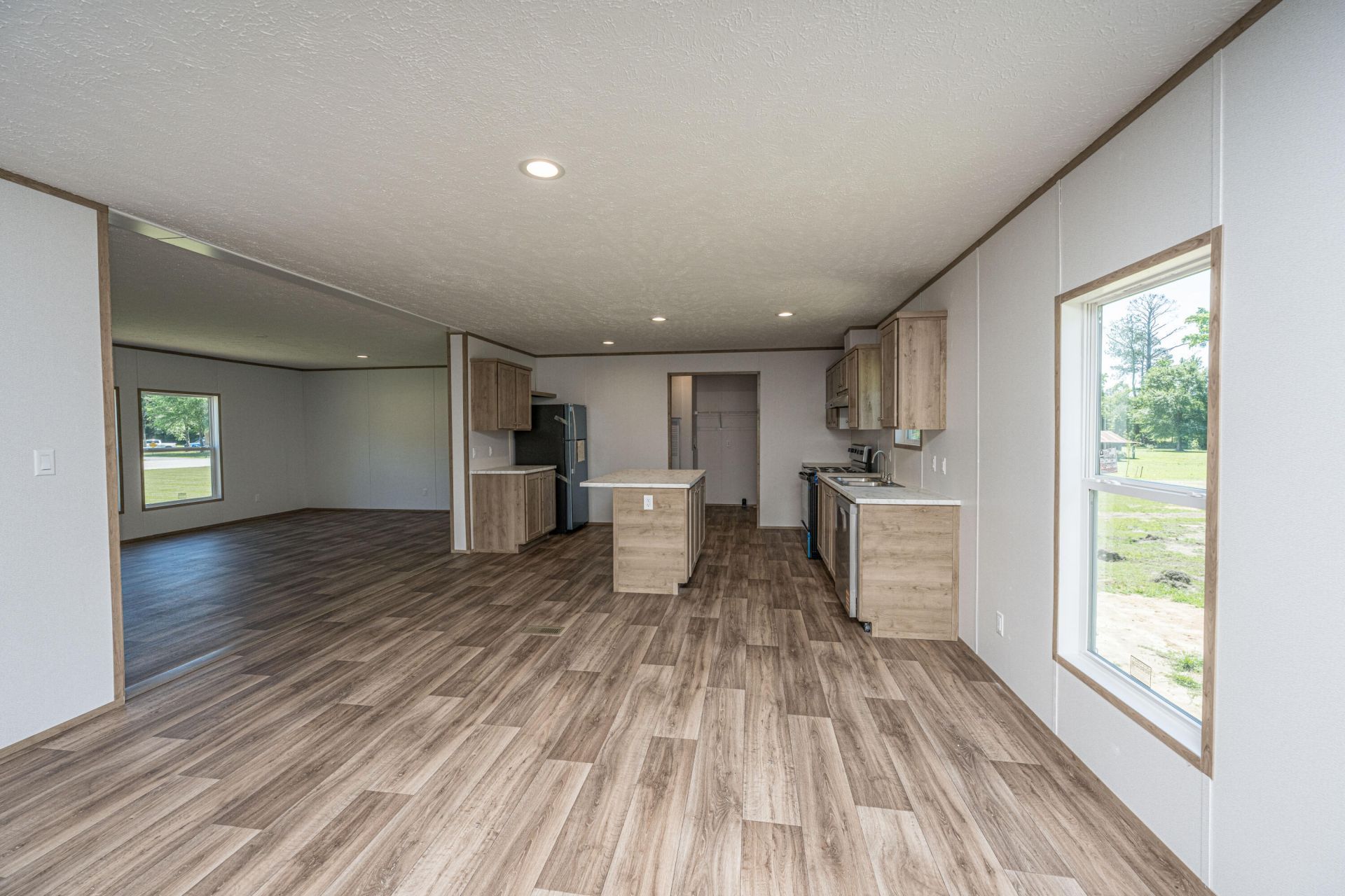 496 1st Texas Road Photo 14
