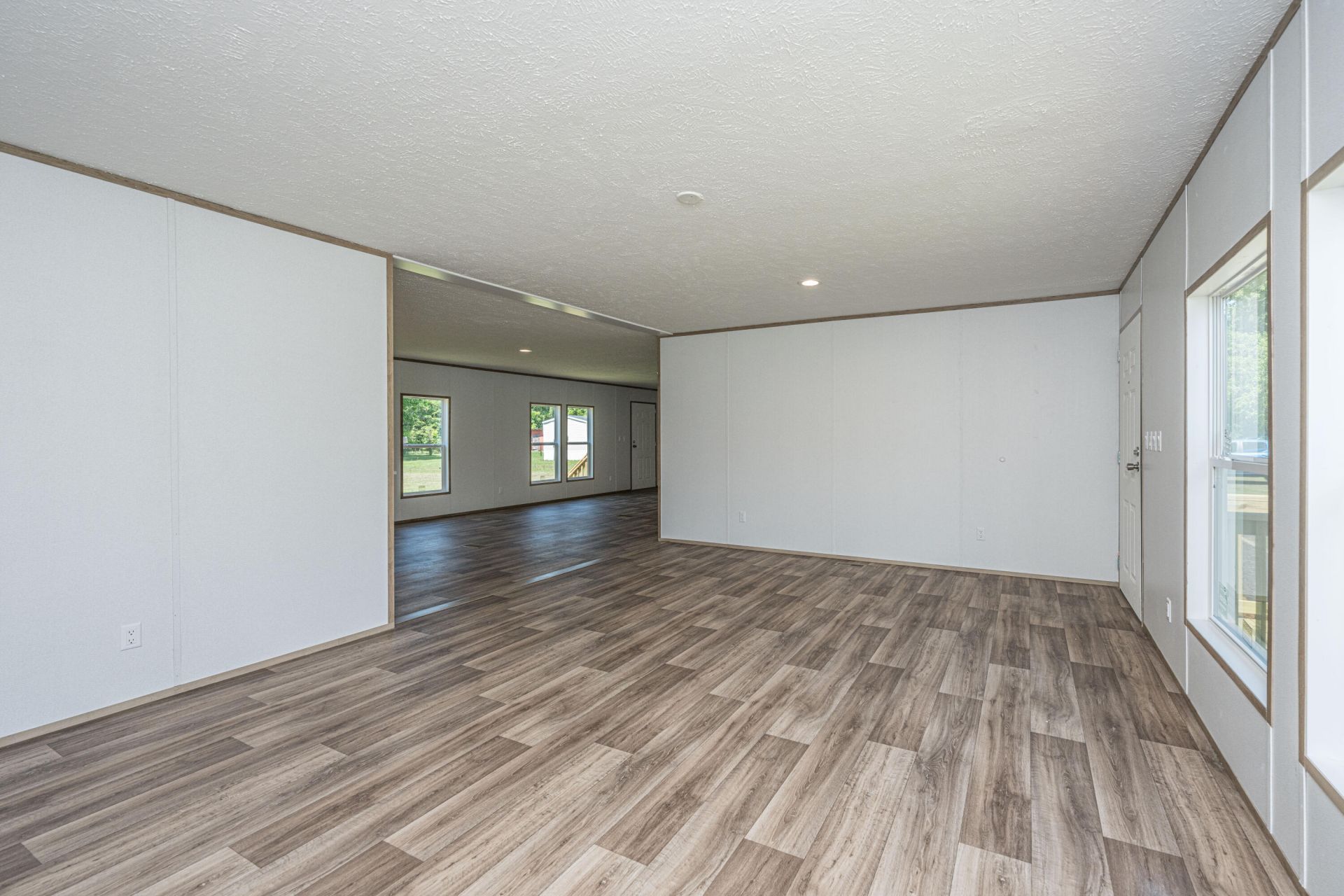 496 1st Texas Road Photo 14