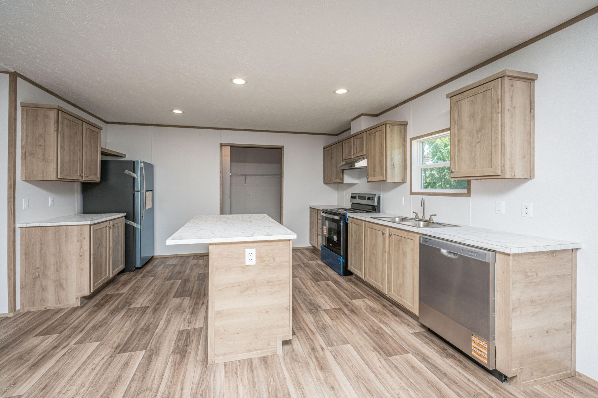496 1st Texas Road Photo 16