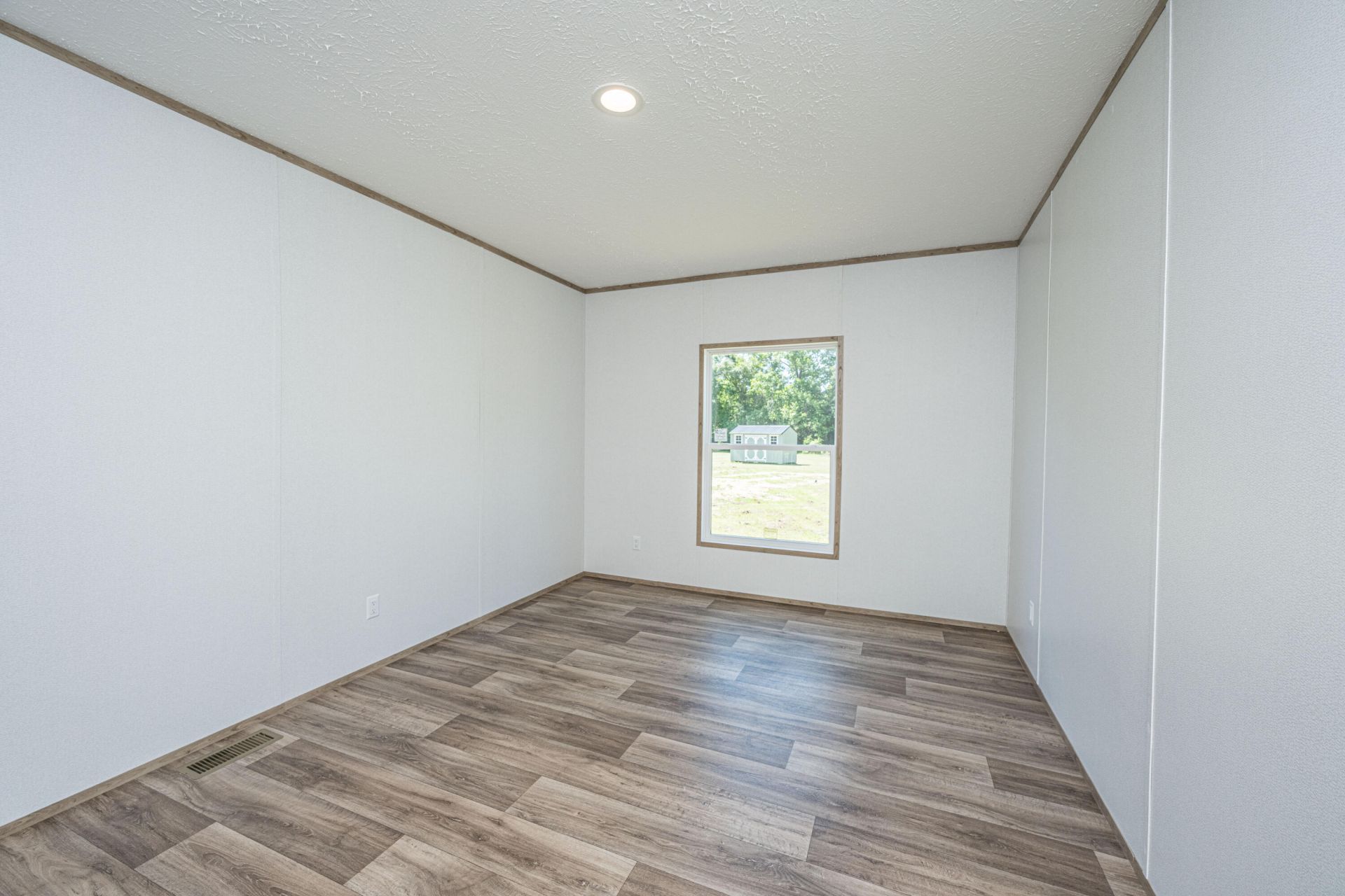 496 1st Texas Road Photo 31