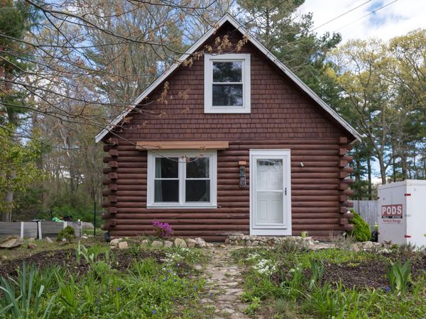 792 Mill Street , Marion, MA 02738