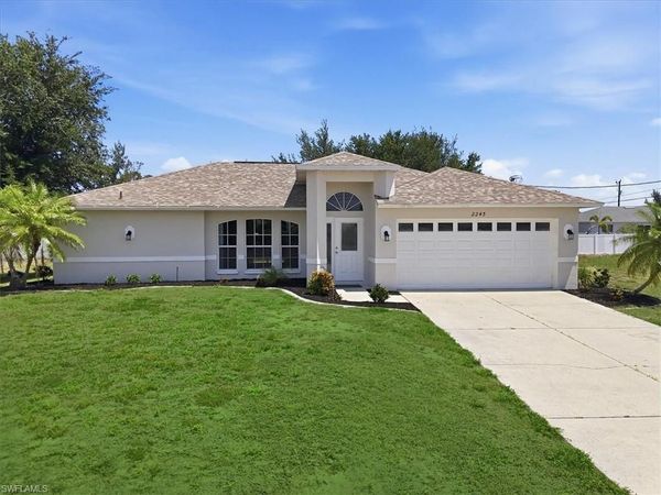 2245 SW 1st TER , CAPE CORAL, FL 33991