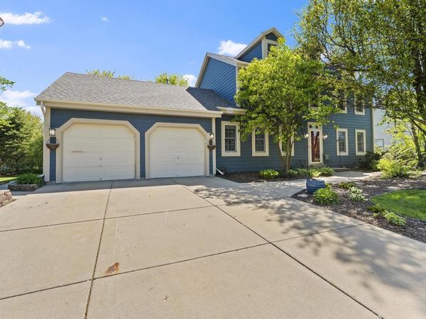 N60W24659 Rocky Hollow PASS, Sussex, WI 53089