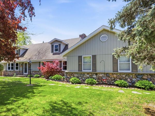 W169N9873 Nigbor DRIVE, Germantown, WI 53022