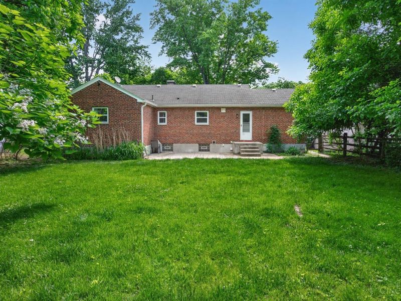 1647 Dell Terrace, Cincinnati, OH 45230 Photo 22