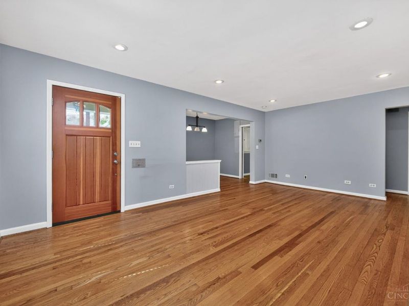 1647 Dell Terrace, Cincinnati, OH 45230 Photo 4
