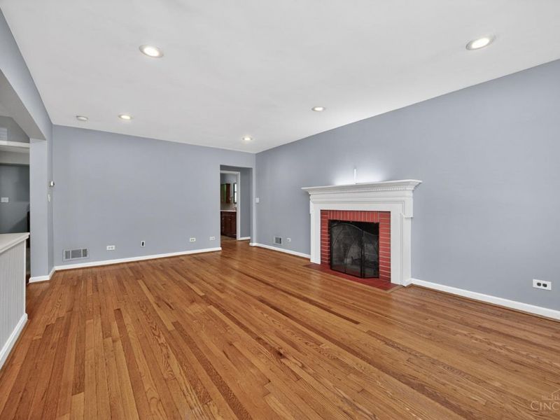 1647 Dell Terrace, Cincinnati, OH 45230 Photo 5