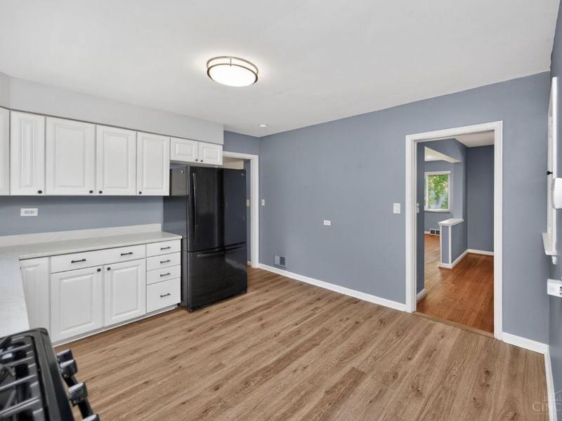 1647 Dell Terrace, Cincinnati, OH 45230 Photo 8