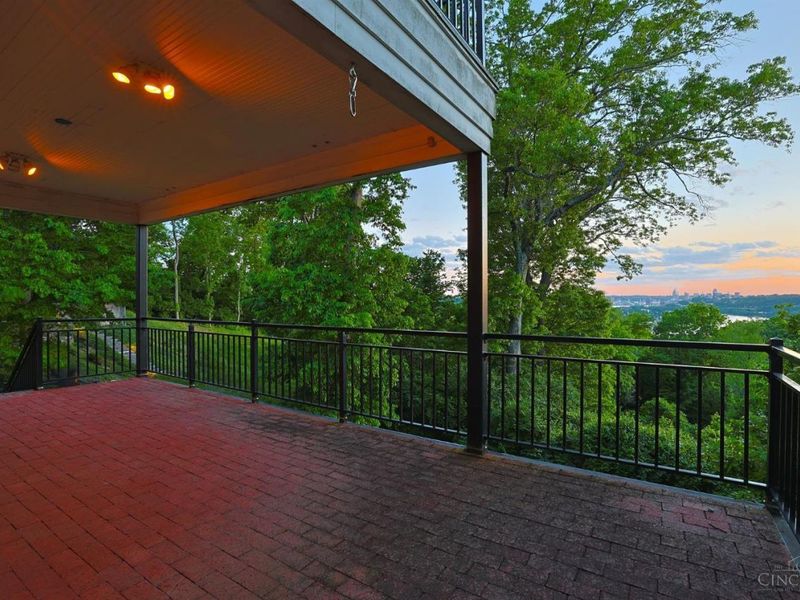 11 Weebetook Lane, Cincinnati, OH 45208 Photo 22
