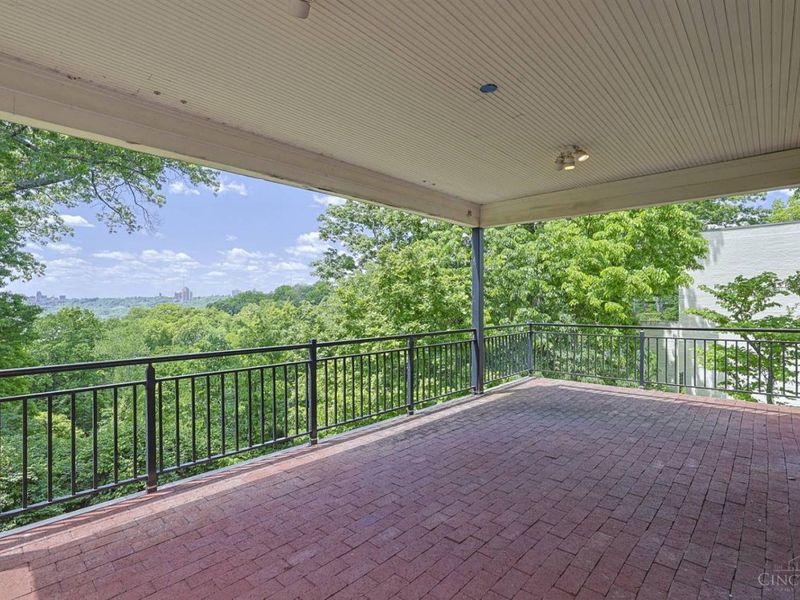 11 Weebetook Lane, Cincinnati, OH 45208 Photo 23