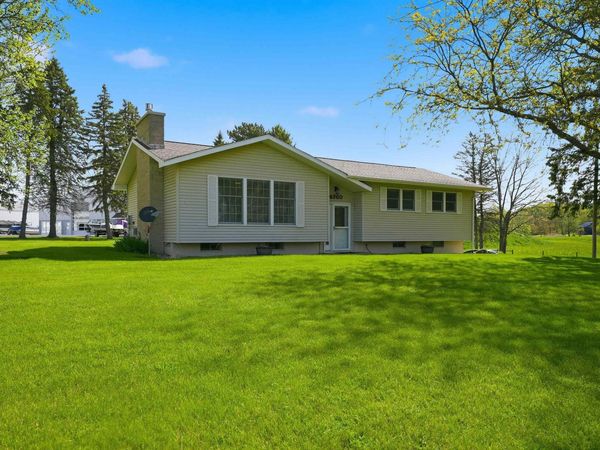 4360 W Orland Road, Angola, IN 46703