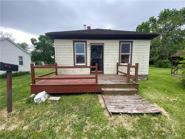 111 W Warren Street, Lebanon, OH 45036