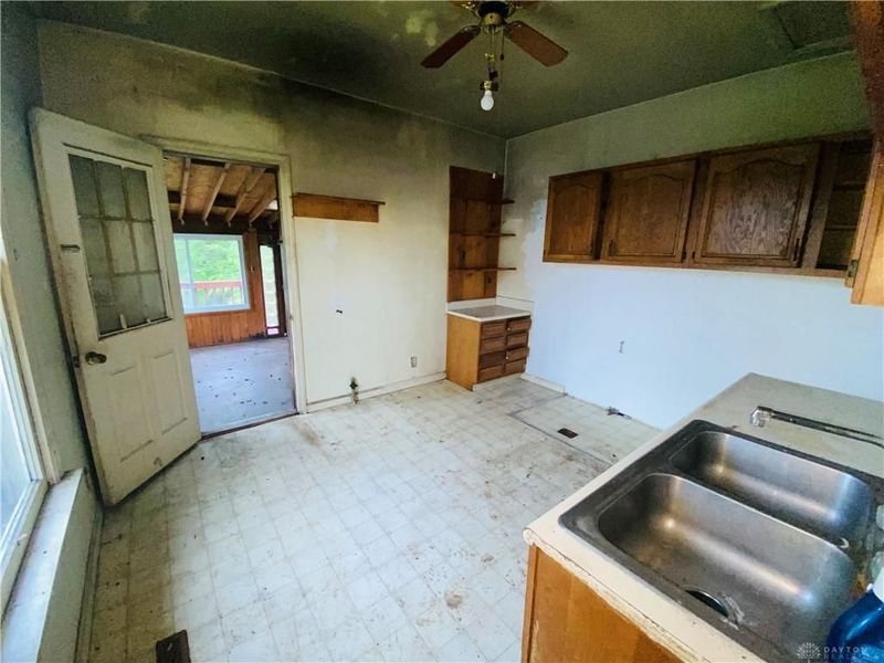 111 W Warren Street, Lebanon, OH 45036 Photo 4