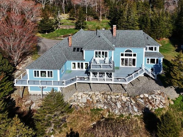 28 Yellow Head Road, Bristol, ME 04554