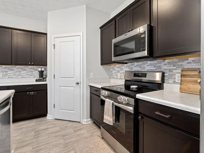 5195 Burton Drive, Springfield, OH 45503 Photo 16