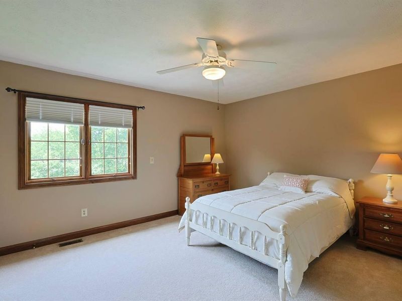 638 Primrose Lane, Tipp City, OH 45371 Photo 33