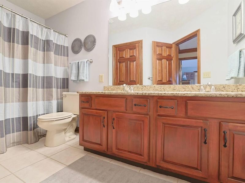 638 Primrose Lane, Tipp City, OH 45371 Photo 37
