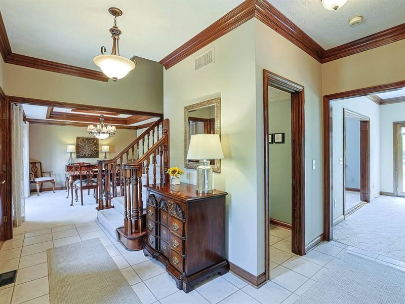 638 Primrose Lane, Tipp City, OH 45371 Photo 7