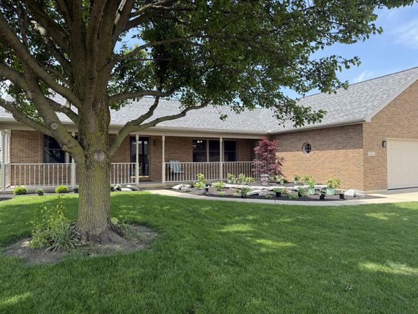 1215 Kimberly Drive, Saint Marys, OH 45885